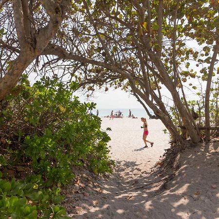 Castle Beach: Rumba Suite Miami Beach Exterior photo