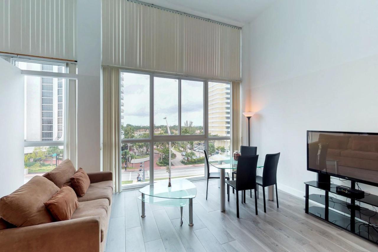 Castle Beach: Rumba Suite Miami Beach Exterior photo