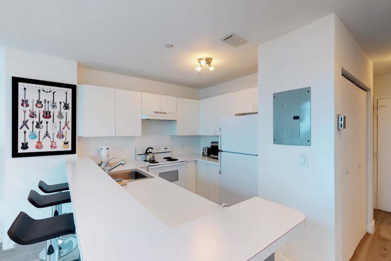 Castle Beach: Rumba Suite Miami Beach Exterior photo