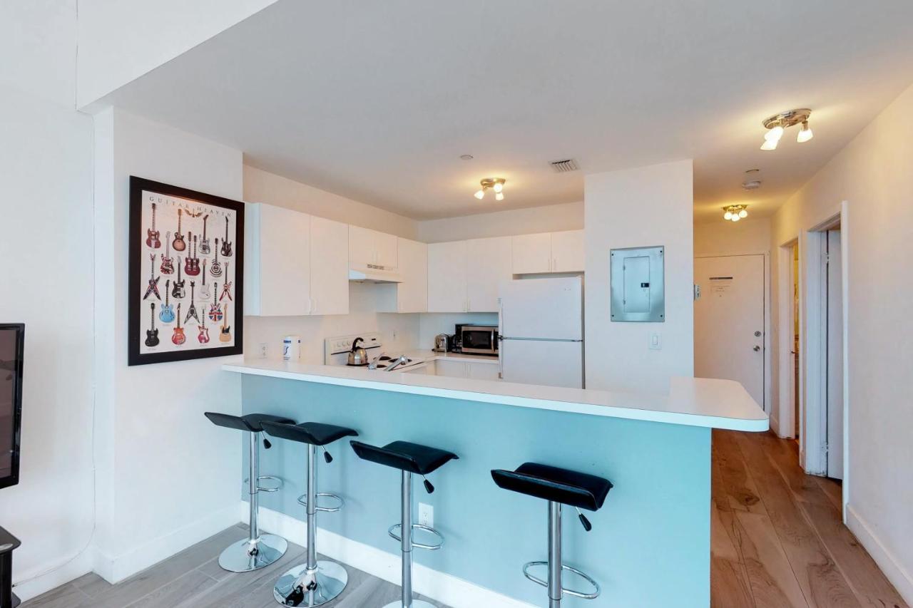 Castle Beach: Rumba Suite Miami Beach Exterior photo